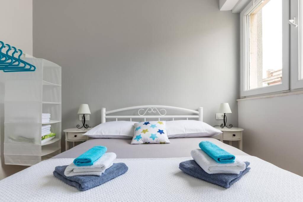Banana Split Youth Apartment Luaran gambar