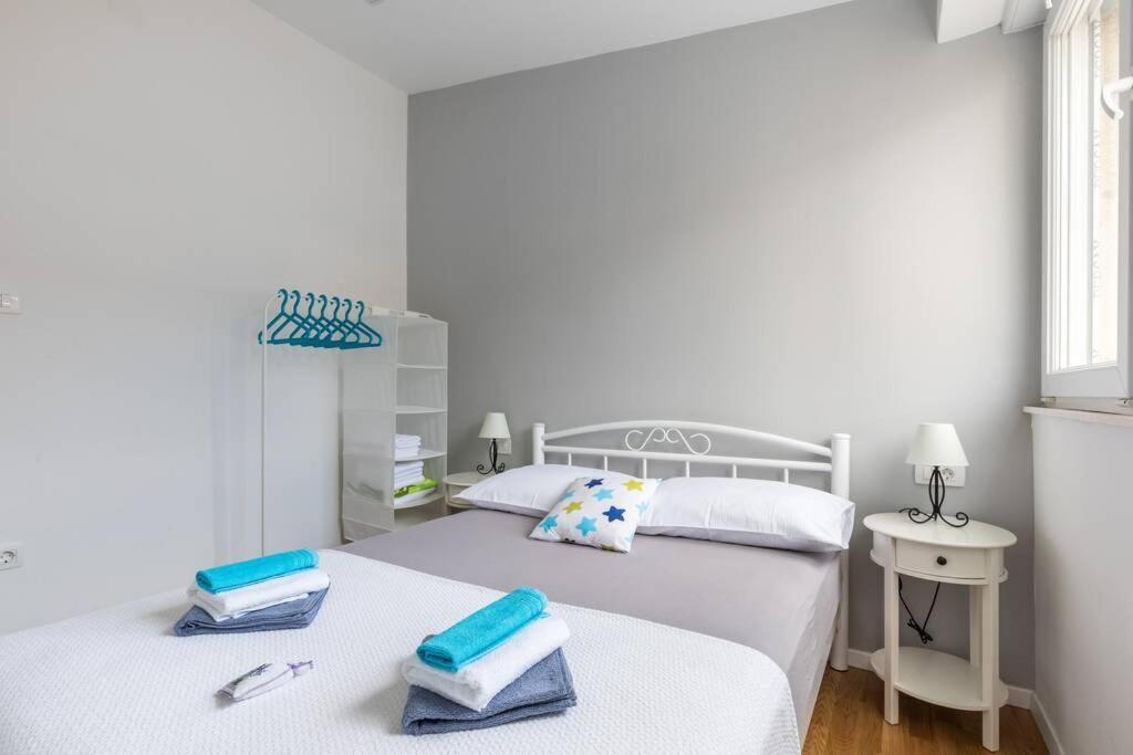 Banana Split Youth Apartment Luaran gambar